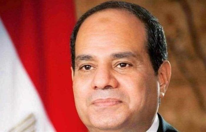 السيسي
      يلتقي
      بقادة
      القوات
      المسلحة
      لمناقشة
      مهام
      دعم
      ركائز
      الأمن
      القومي
      المصري - نجوم مصر