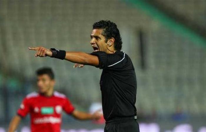 أحمد
      الغندور
      حكمًا
      لمباراة
      الزمالك
      وسموحة
      فى
      كأس
      مصر - نجوم مصر