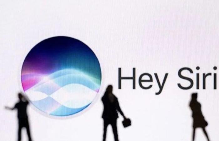 فضيحة في آبل.. الموظفون غاضبون بسبب Siri